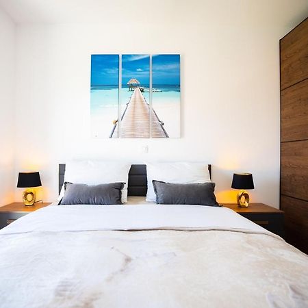 Beach Paradise 5 Stars Apartments Нин Екстериор снимка