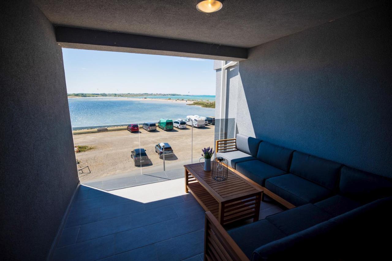 Beach Paradise 5 Stars Apartments Нин Екстериор снимка