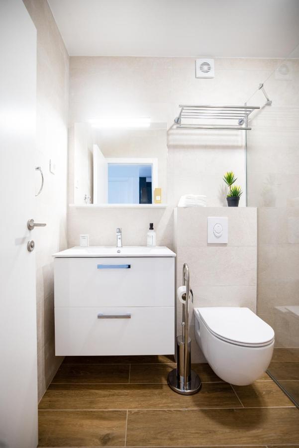 Beach Paradise 5 Stars Apartments Нин Екстериор снимка